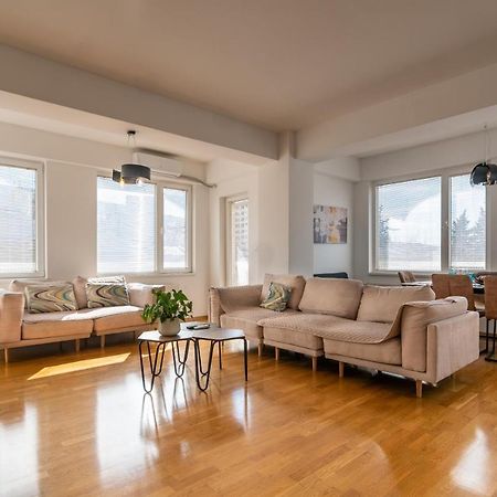 High-End Spacious Apartment Next To City Mall Skopje Exterior foto