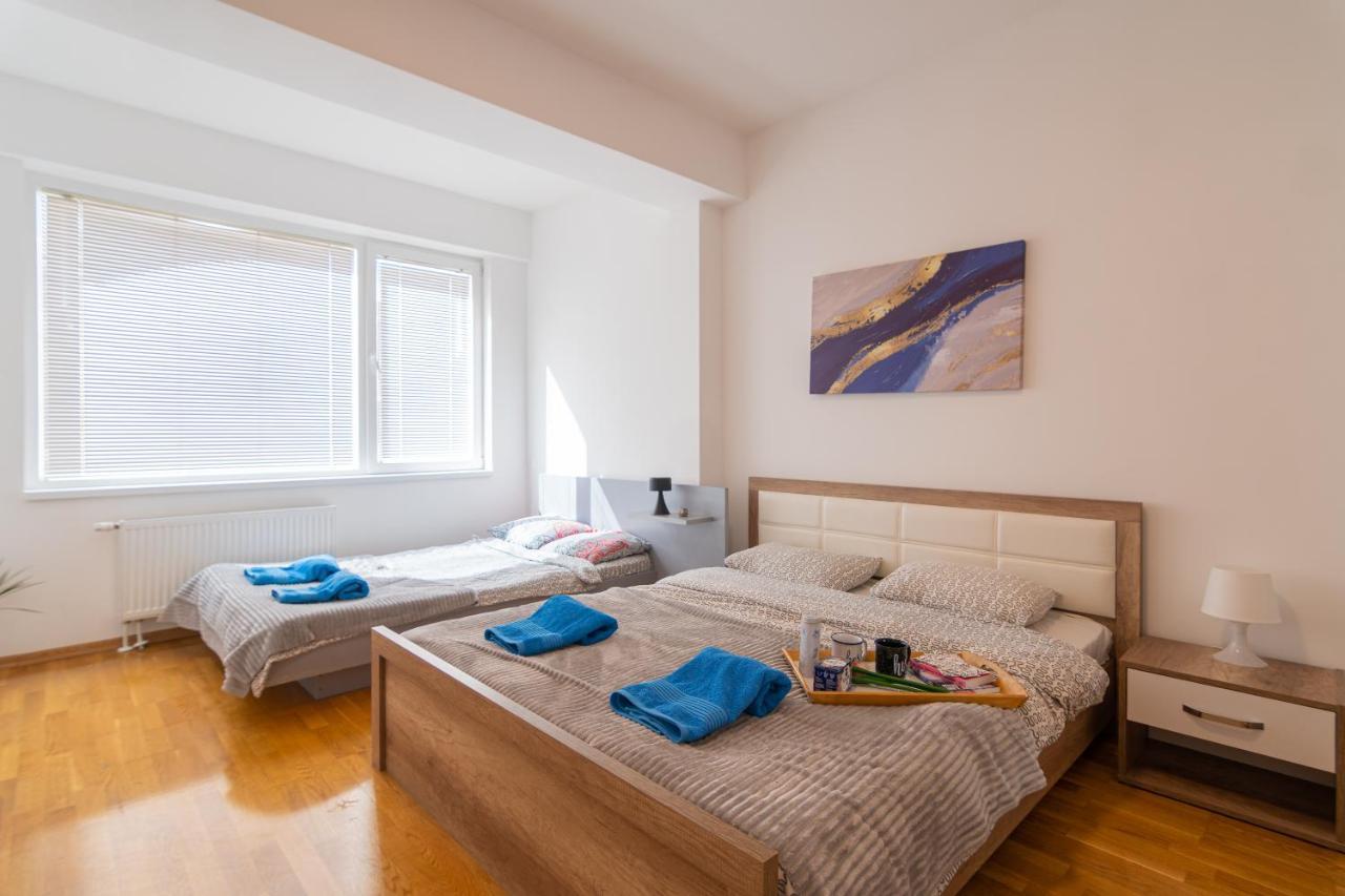 High-End Spacious Apartment Next To City Mall Skopje Exterior foto